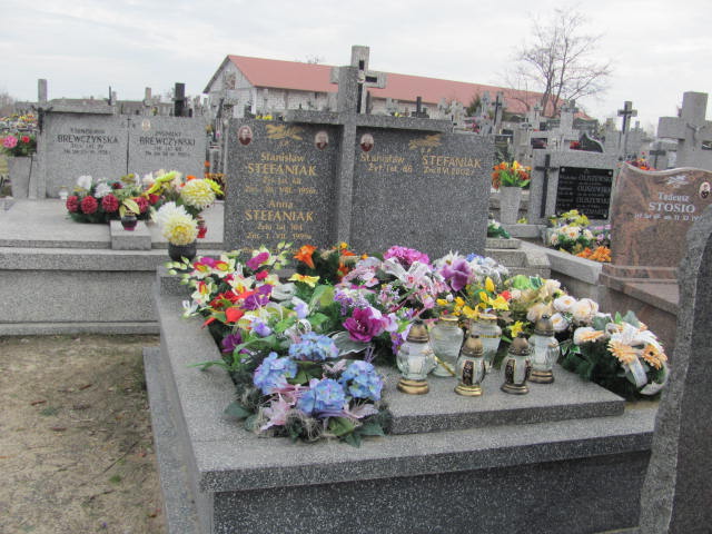 Grób Elżbieta  Stefaniak