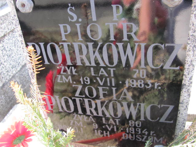 Grób Zofia Piotrkowicz