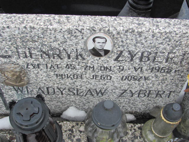 Grób Henryk Zybert
